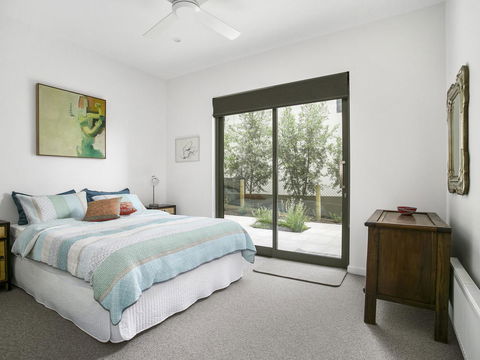 Lansdowne Villa - With Swimming Pool - Stays Accommodation 9