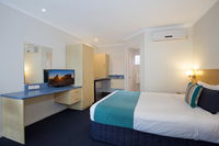 Book Hamilton Accommodation Vacations Stayed Stayed