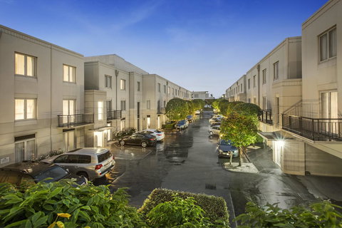 Quest Prahran - Stayed 7