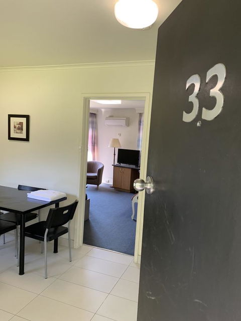 Albert Heights Serviced Apartments - Stayed 22