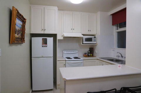 Albert Heights Serviced Apartments - Stayed 12