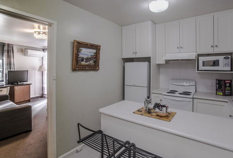 Albert Heights Serviced Apartments - Stayed 1