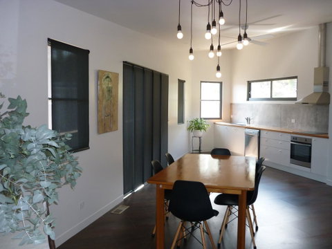 Saje\'s House & Pod - Stayed 3