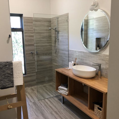 Saje\'s House & Pod - Stayed 10