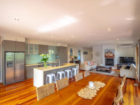 Blairgowrie Moonah Beach House: Walk To Beach - Stays Accommodation 3