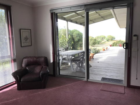 Eagle Bay Views - Stayed 7