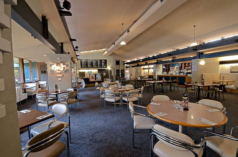 Burvale Hotel - Stayed 26