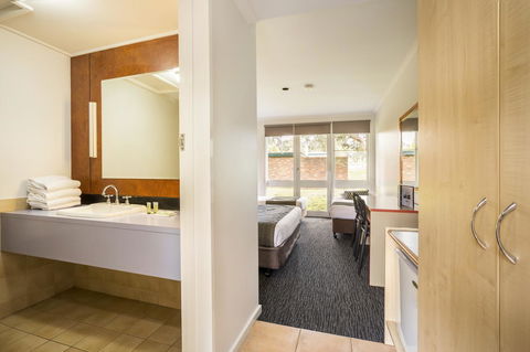 Burvale Hotel - Stayed 8