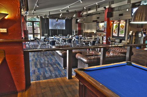 Burvale Hotel - Stayed 25