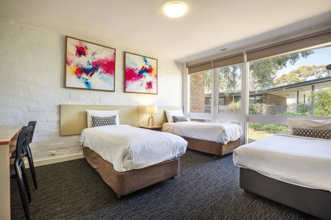 Burvale Hotel - Stayed 4