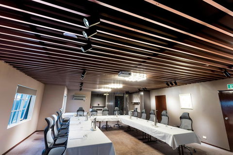Eltham Gateway Hotel & Conference Centre - Stays Accommodation 11