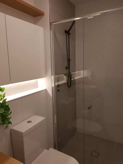 Ivanhoe Apartments - Stayed 23