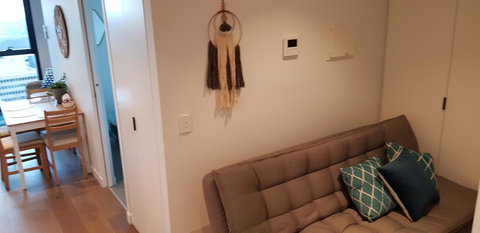 Ivanhoe Apartments - Stayed 9