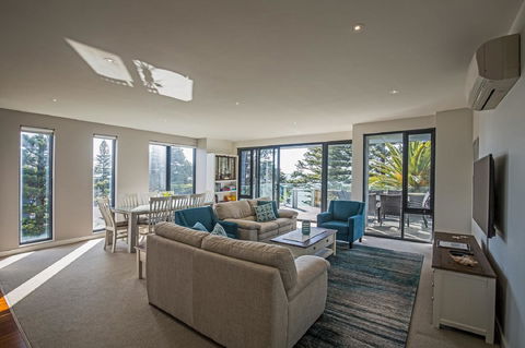C-Scape Esplanade Cowes - Stayed 0