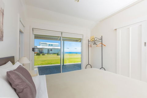 Cottages For Couples - Stayed 17