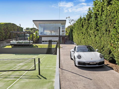 The Belmond - Stayed 1