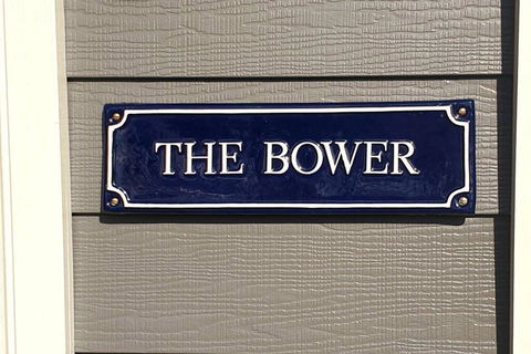 The Bower@ Kings Cottage - Stays Accommodation 0