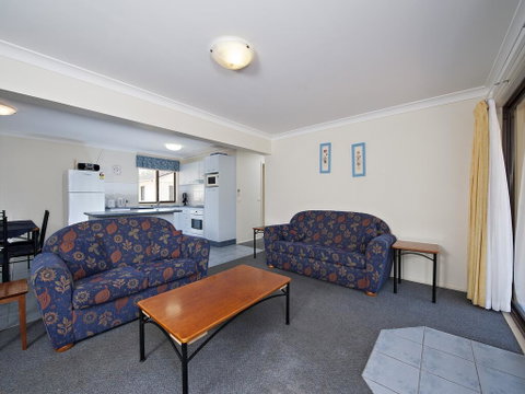 The Breakers, 16B Government Road - Stayed 1