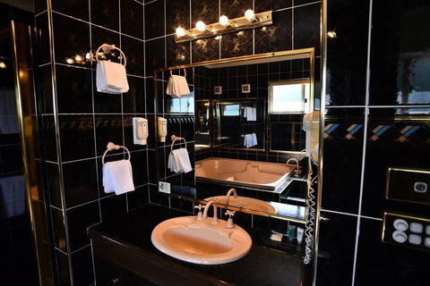 The Crossing Motel - Stayed 2