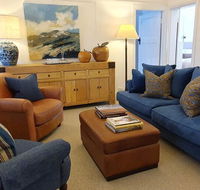 The Dewhurst - Sophisticated Entire CBD Apartment - Stayed