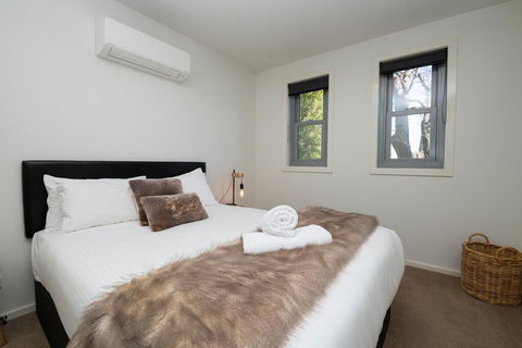 The Endsleigh -1 Bedroom Villa, Free Wifi, Near CBD - Stayed 0