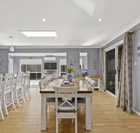 The Family entertainer in the heart of Corlette - Stays Accommodation