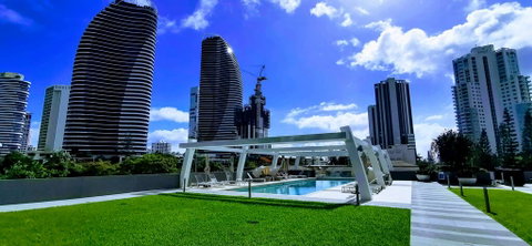 The Eureka Gold Coast Residence On Broadbeach - Stayed 0