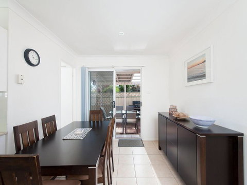 The Fingie @ Fingal Bay - Stayed 1