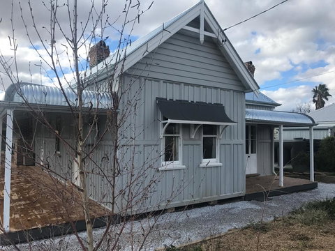 THE GABLES MUDGEE - Stayed 2