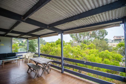 The Gee Beach House - Stayed 1