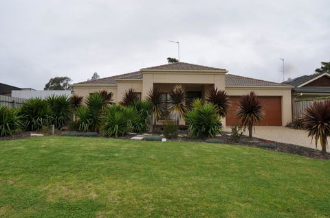 THE HAVEN - SURF SIDE - Stays Accommodation 0