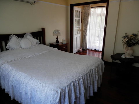 The Hideaway Luxury B&B Retreat - Stays Accommodation 0