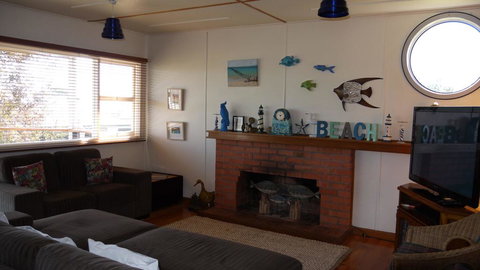 The Love Shack - Bridport - Stayed 3