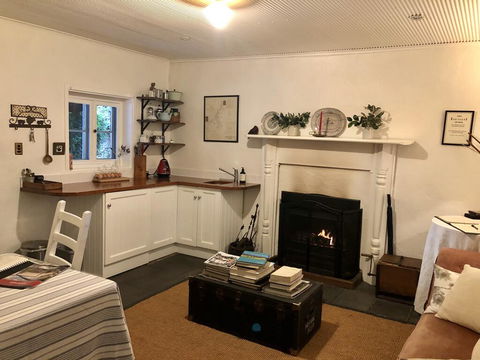The Miners Cottage, Barossa - Stays Accommodation 2