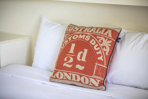 The Mulgrave Motel - Under New Management - Formerly Mulgrave Court Motor Inn - Stayed 1