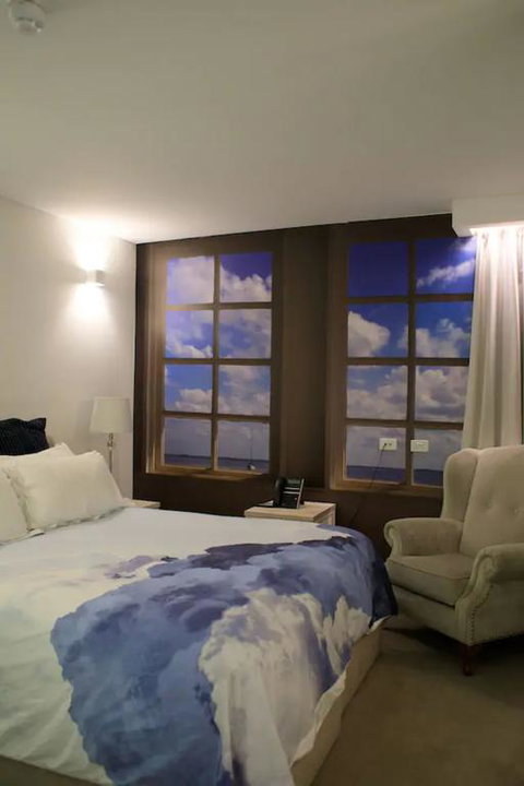 The Nest - Quirky Queen Sized Space With Roof Terrace - Stayed 3