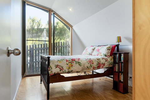 The Nissen - Stayed 3