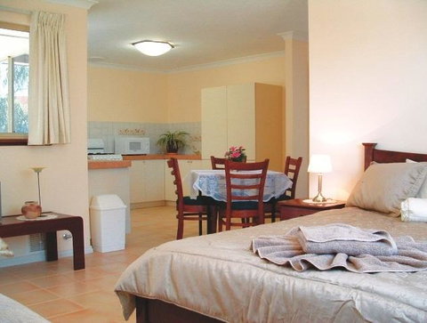 The Nosh & Nod - Avon Terrace - Stayed 1