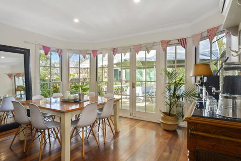 The Pines Bed And Breakfast - Stayed 0