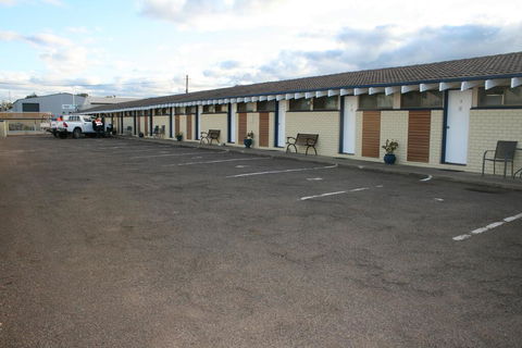 The Plains Motor Inn - Stayed 1