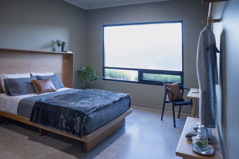 The Retreat - Stayed 2