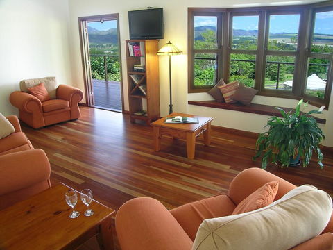The Summit Bed & Breakfast - Stayed 0