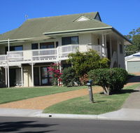 The Sun and the Sea in Hervey Bay - Stayed