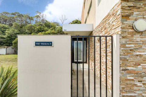 The Terrace - Stayed 1