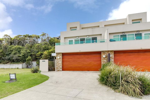 The Terrace - Stayed 2