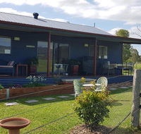 The Wattle Lodge - Stays Accommodation