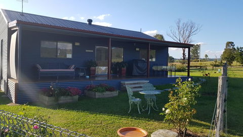 The Wattle Lodge - Stays Accommodation 3