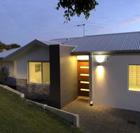 Three Bedroom Two Bathroom Family Home - Stayed