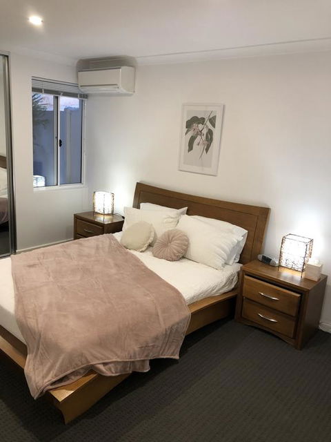 Three Bedroom, Two Bathroom Family Home - Stayed 2