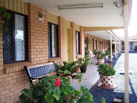 Three Ways Motel - Stayed 0